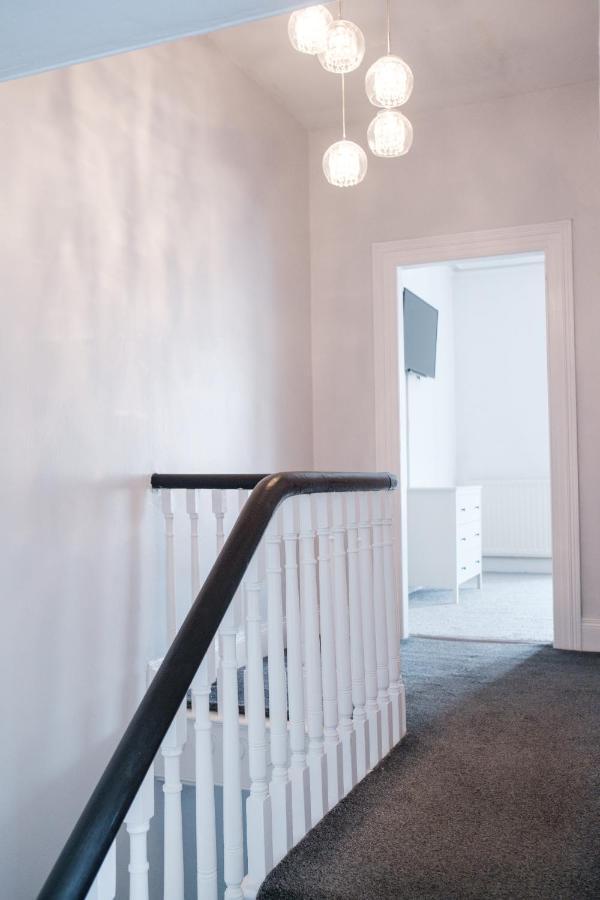 Gorgeous 3 Bedroom Victorian Townhouse Lisburn Eksteriør billede
