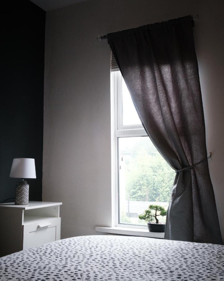 Gorgeous 3 Bedroom Victorian Townhouse Lisburn Eksteriør billede